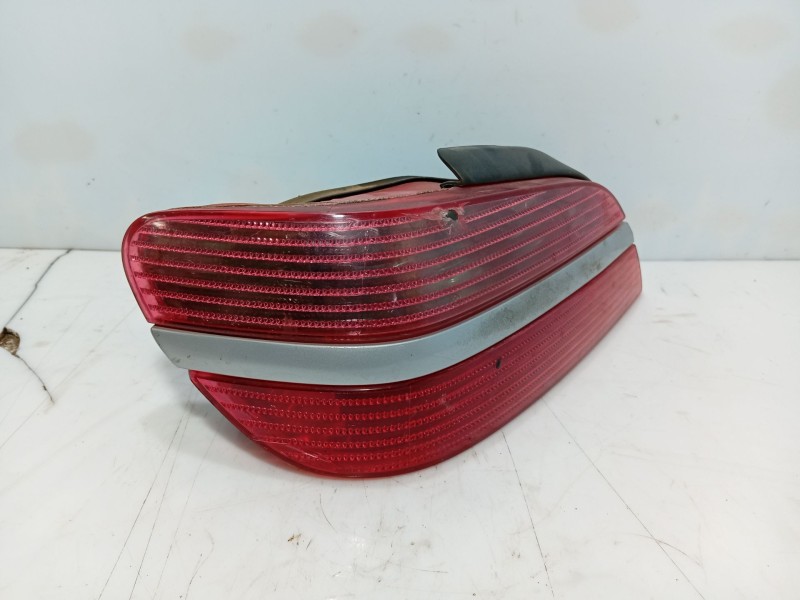 Recambio de piloto trasero izquierdo para peugeot 406 (8b) 2.0 hdi 90 referencia OEM IAM   