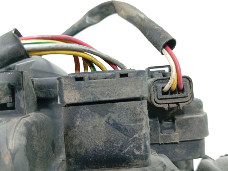 Recambio de faro izquierdo para peugeot 406 (8b) 2.0 hdi 90 referencia OEM IAM   
