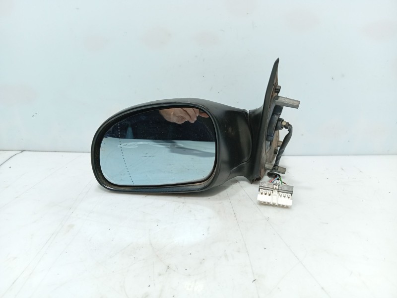Recambio de retrovisor izquierdo para peugeot 406 (8b) 2.0 hdi 90 referencia OEM IAM   