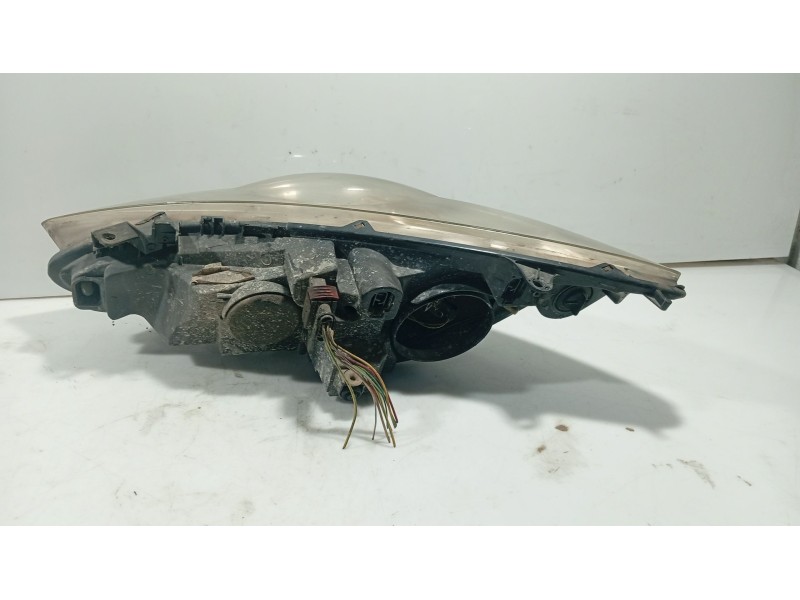 Recambio de faro derecho para peugeot 307 sw (3h) 1.6 hdi 110 referencia OEM IAM 620686  