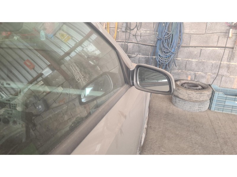 Recambio de retrovisor derecho para opel astra h (a04) 1.4 (l48) referencia OEM IAM   