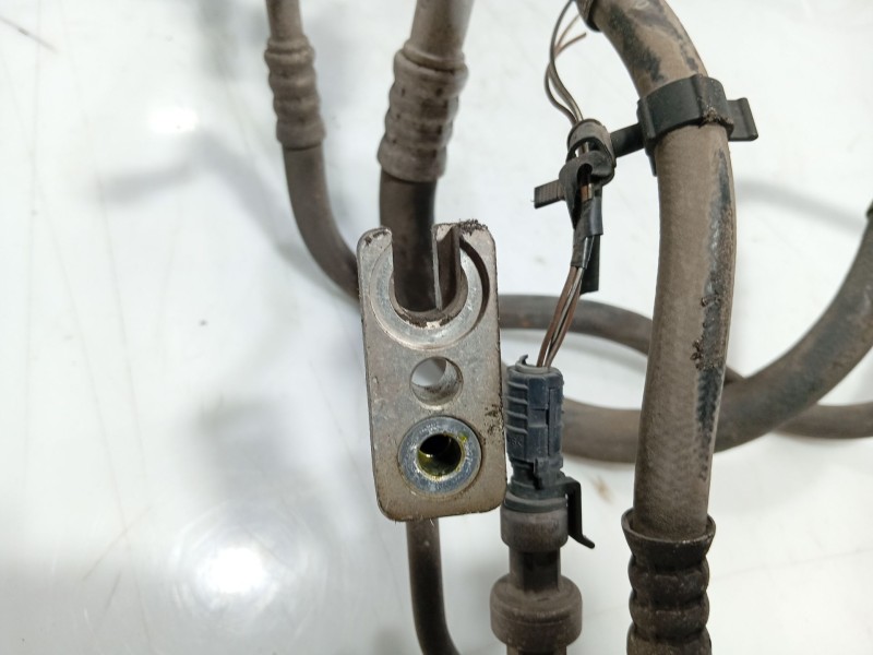 Recambio de tubos aire acondicionado para ford ka (ru8) 1.3 tdci referencia OEM IAM 1549878  