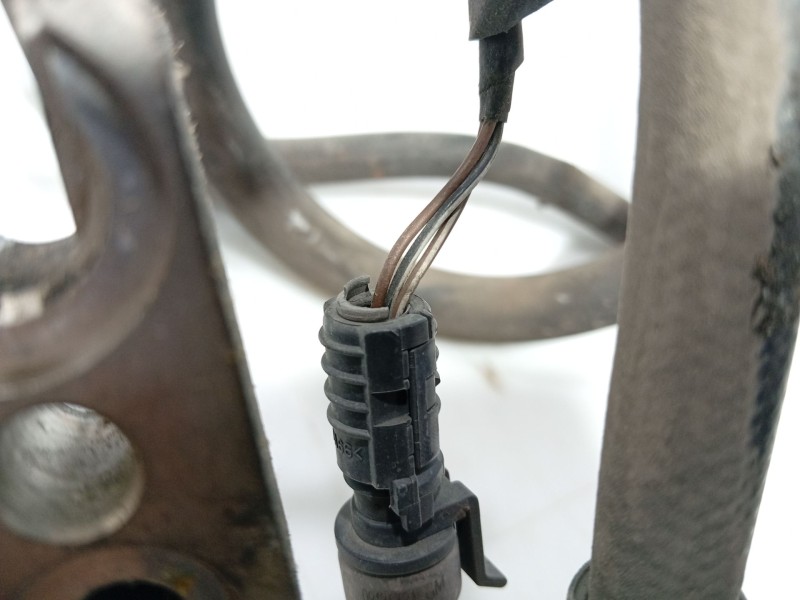 Recambio de tubos aire acondicionado para ford ka (ru8) 1.3 tdci referencia OEM IAM 1549878  
