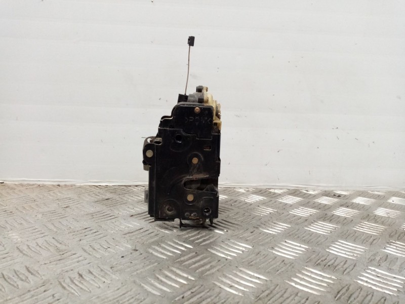 Recambio de cerradura puerta delantera izquierda para seat ibiza (6l1) referencia OEM IAM 3B1837015AM  