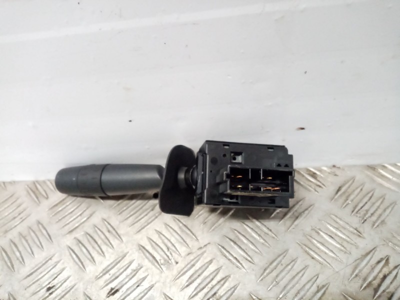 Recambio de mando limpia para citroën xantia berlina 1.6 sx referencia OEM IAM 61580022 96132773ZL 
