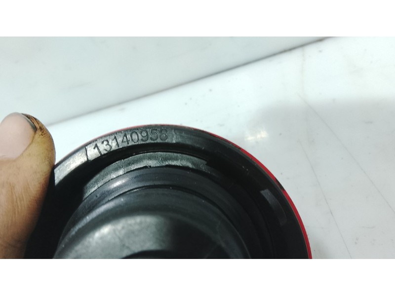 Recambio de tapon combustible para opel astra h (a04) 1.3 cdti (l48) referencia OEM IAM   