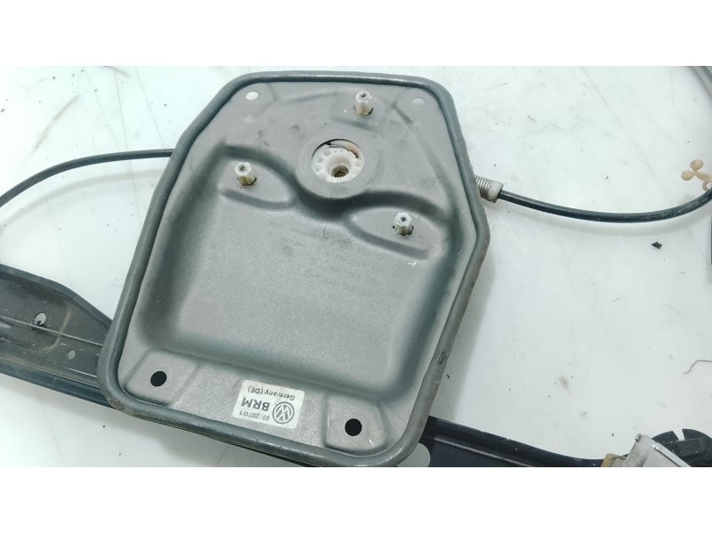 Recambio de elevalunas delantero derecho para volkswagen golf v (1k1) 1.9 tdi referencia OEM IAM 1K3837462B  