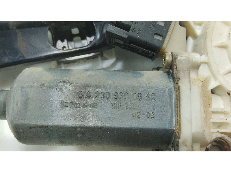Recambio de elevalunas delantero derecho para mercedes-benz vaneo (w414) furgoneta compacta referencia OEM IAM A4147200246  