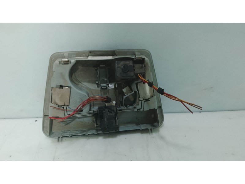 Recambio de luz interior para mercedes-benz vaneo (w414) furgoneta compacta referencia OEM IAM A1688250008  