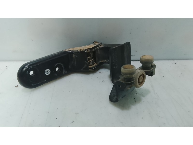 Recambio de soporte para mercedes-benz vaneo (w414) furgoneta compacta referencia OEM IAM   