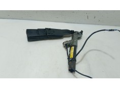Recambio de anclaje cinturon delantero izquierdo para renault kangoo (kc0/1_) 1.2 (kc0a, kc0k, kc0f, kc01) referencia OEM IAM 82 2