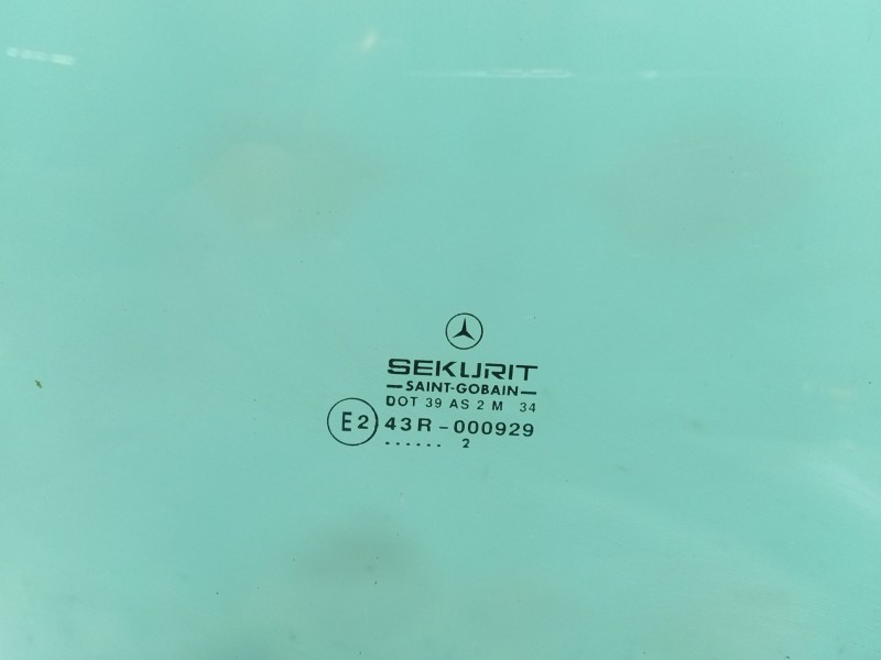 Recambio de luna delantera derecha para mercedes-benz vaneo (w414) furgoneta compacta referencia OEM IAM 4147250110  