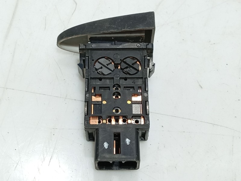 Recambio de interruptor para hyundai santa fé i (sm) 2.0 crdi referencia OEM IAM   
