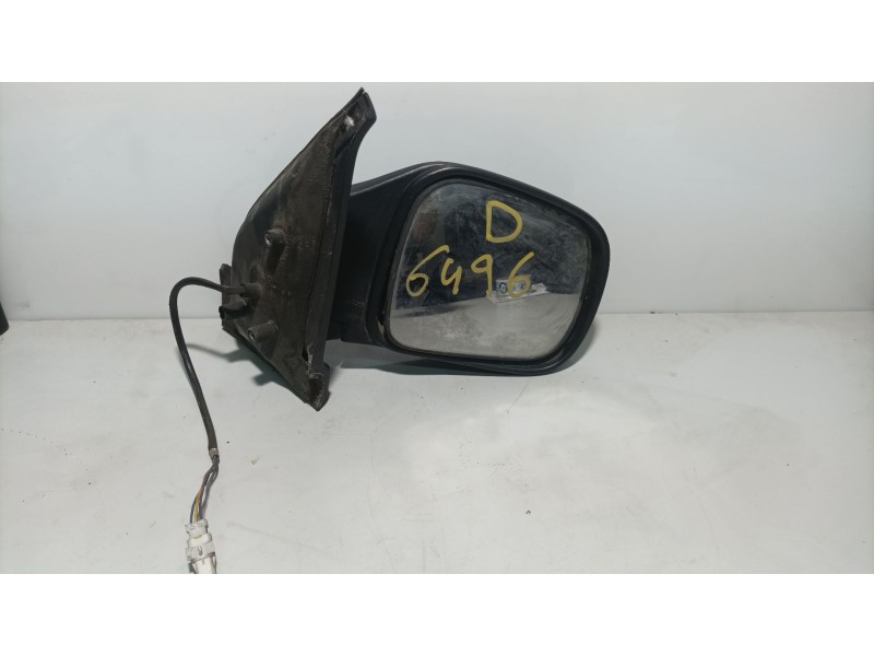 Recambio de retrovisor derecho para nissan serena (c23) 2.0 referencia OEM IAM   