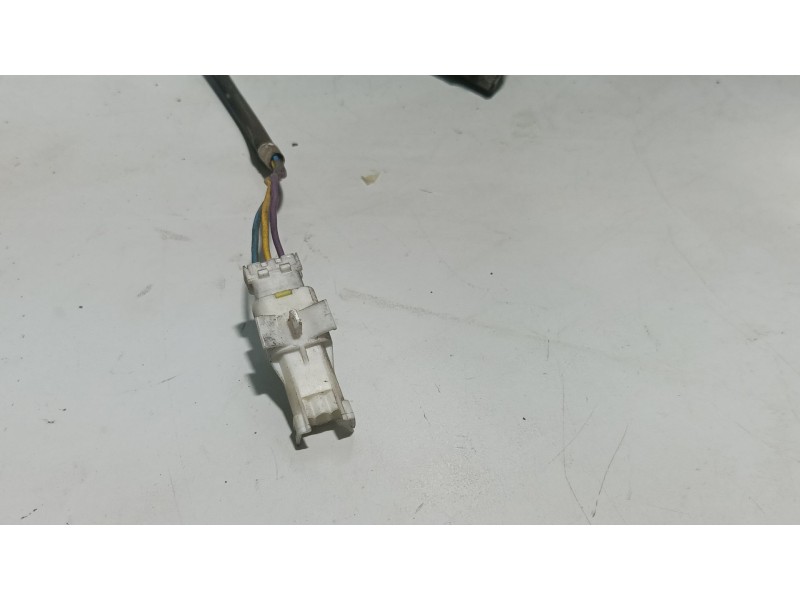 Recambio de retrovisor derecho para nissan serena (c23) 2.0 referencia OEM IAM   