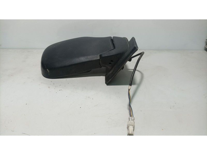 Recambio de retrovisor derecho para nissan serena (c23) 2.0 referencia OEM IAM   