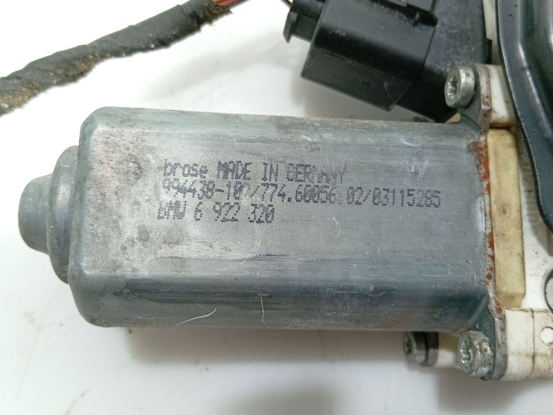 Recambio de elevalunas trasero derecho para bmw 5 (e60) 525 d referencia OEM IAM 51357184746  