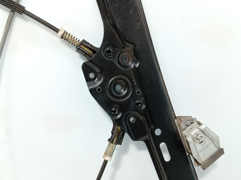Recambio de elevalunas delantero izquierdo para bmw 5 (e60) 525 d referencia OEM IAM 51337184383  