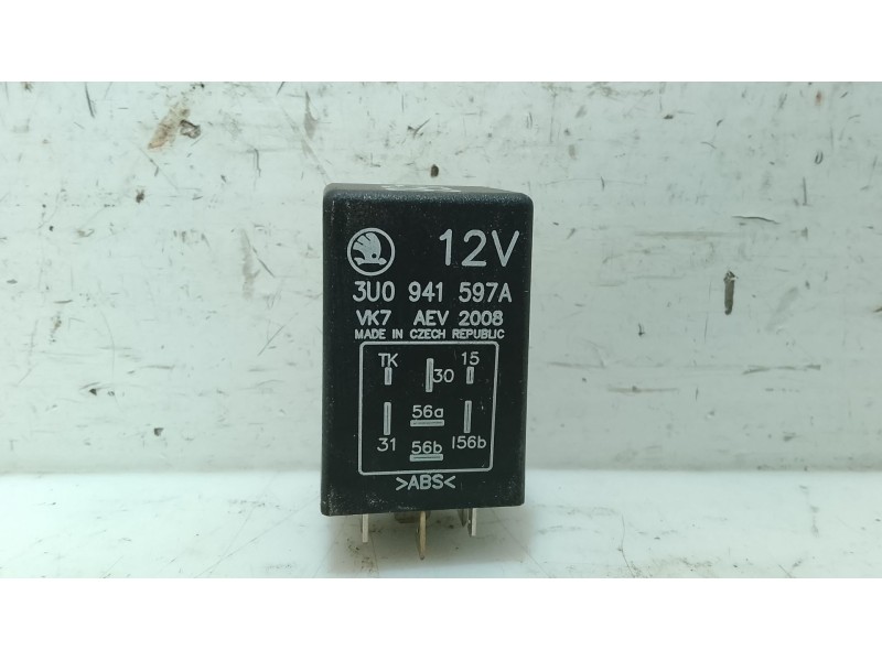 Recambio de rele para skoda superb i (3u4) 1.9 tdi referencia OEM IAM   