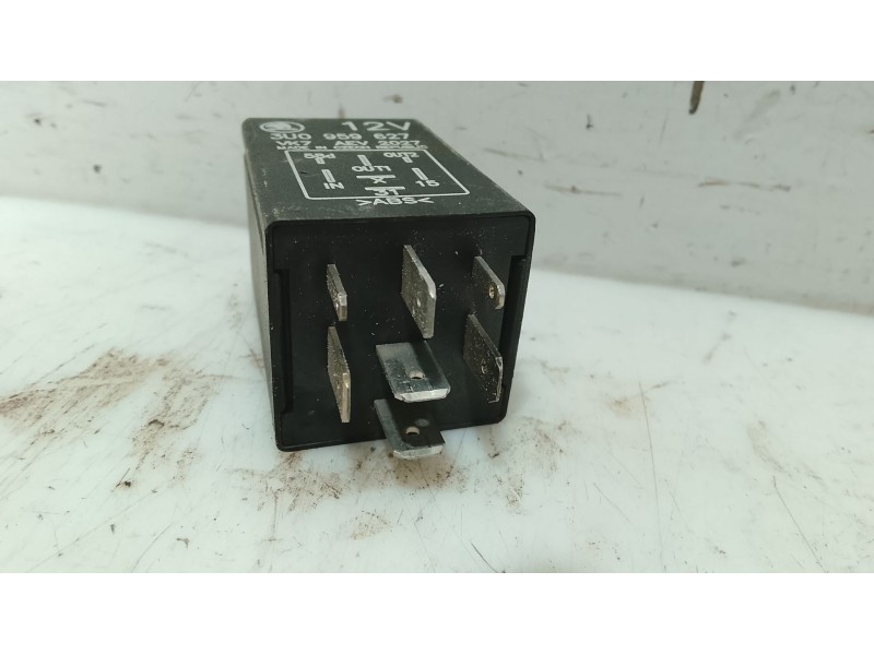 Recambio de rele para skoda superb i (3u4) 1.9 tdi referencia OEM IAM   