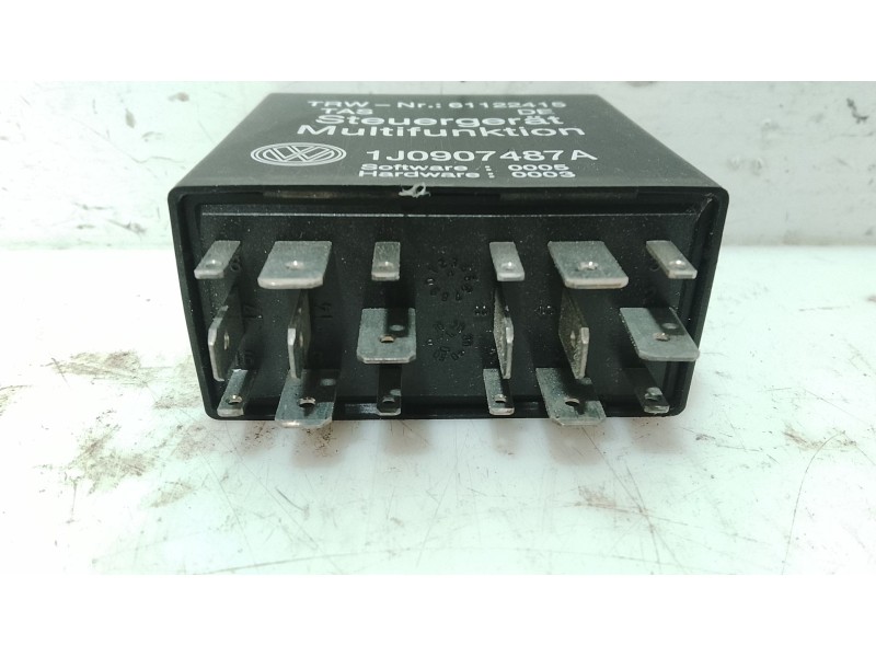 Recambio de rele para skoda superb i (3u4) 1.9 tdi referencia OEM IAM   