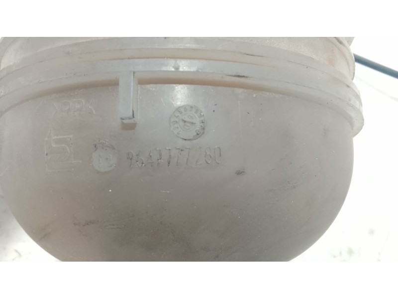 Recambio de deposito expansion para peugeot 206+ (2l_, 2m_) 1.1 referencia OEM IAM 132311  
