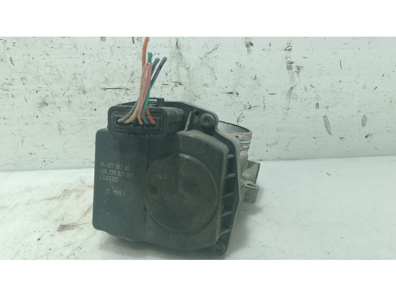 Recambio de caja mariposa para peugeot 206+ (2l_, 2m_) 1.1 referencia OEM IAM   