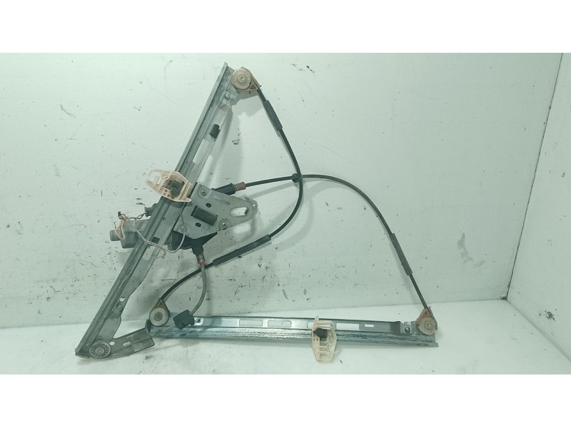 Recambio de elevalunas delantero izquierdo para peugeot 206+ (2l_, 2m_) 1.1 referencia OEM IAM 9221G0  