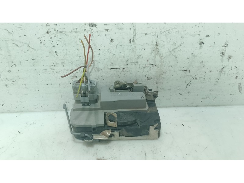 Recambio de cerradura puerta delantera derecha para peugeot 206+ (2l_, 2m_) 1.1 referencia OEM IAM 9136S7  