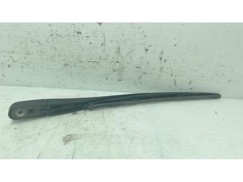 Recambio de brazo limpia trasero para peugeot 206+ (2l_, 2m_) 1.1 referencia OEM IAM 6429R2  