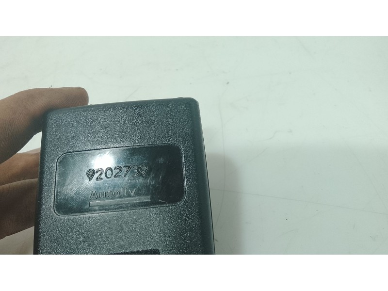 Recambio de anclaje cinturon trasero izquierdo para peugeot 206+ (2l_, 2m_) 1.1 referencia OEM IAM   