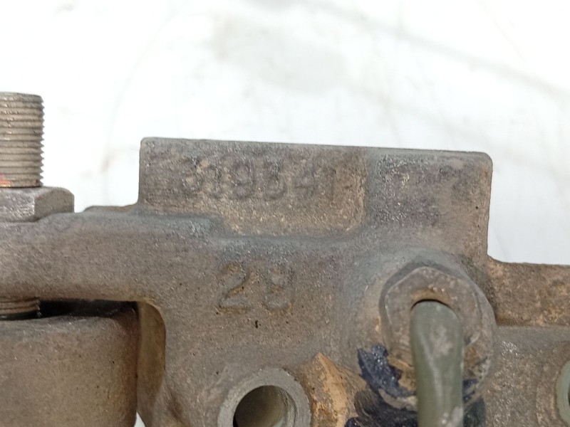 Recambio de repartidor de freno para ford transit bus 1995 referencia OEM IAM 319341  