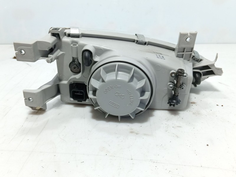 Recambio de faro izquierdo para hyundai accent (lc) 1.3 cat referencia OEM IAM   