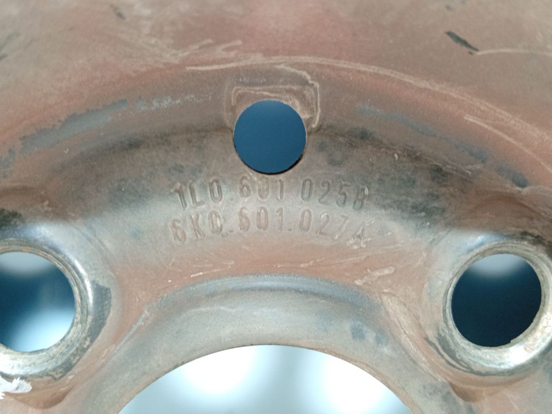 Recambio de llanta para seat cordoba vario (6k5) 1.4 i referencia OEM IAM   
