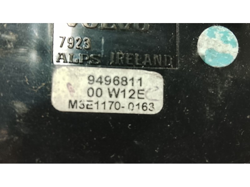 Recambio de mando climatizador para volvo s80 berlina 2.5 d referencia OEM IAM 9496811  
