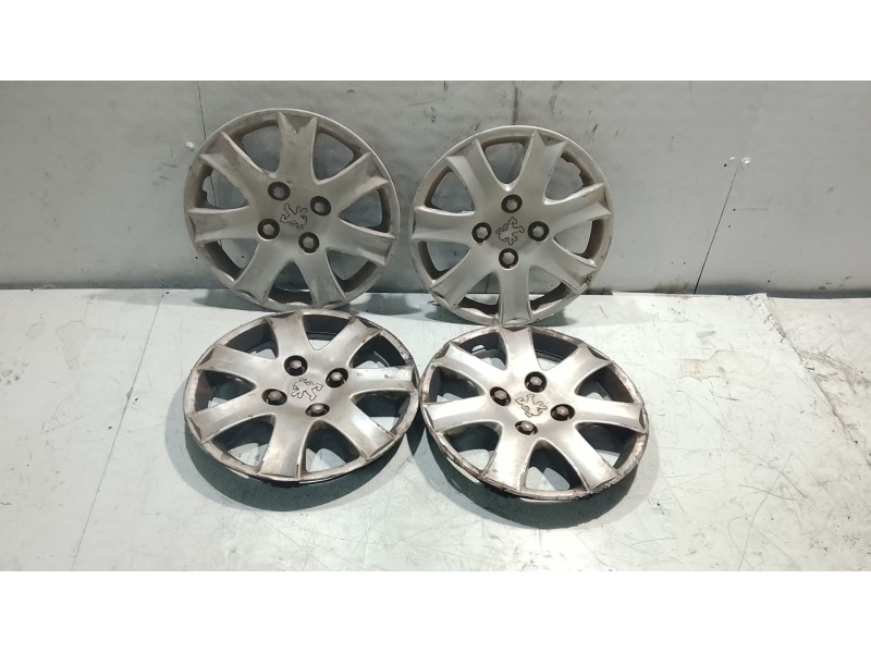 Recambio de tapacubos para peugeot 206+ (2l_, 2m_) 1.1 referencia OEM IAM   