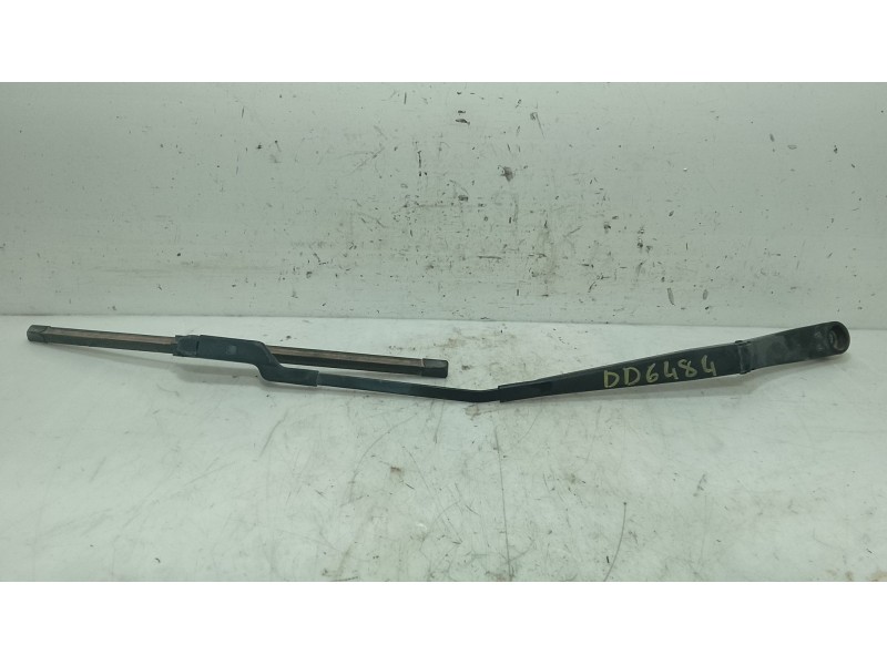 Recambio de brazo limpia delantero derecho para hyundai i30 (fd) 1.6 crdi referencia OEM IAM 983212L000  