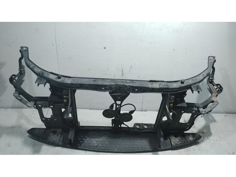 Recambio de panel frontal para hyundai i30 (fd) 1.6 crdi referencia OEM IAM   