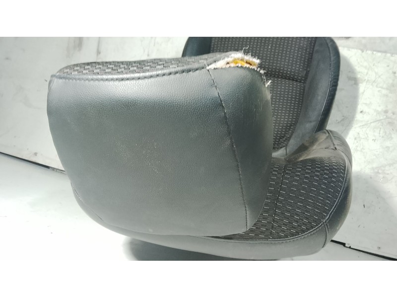 Recambio de asiento para hyundai i30 (fd) 1.6 crdi referencia OEM IAM   