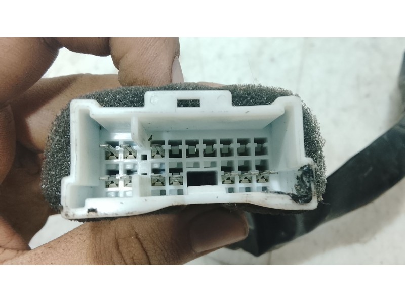Recambio de mando elevalunas delantero izquierdo para mitsubishi outlander (cu0w) 2.0 cat referencia OEM IAM   