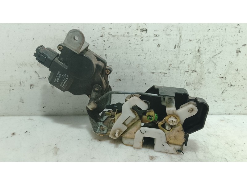 Recambio de cerradura puerta trasera derecha para mitsubishi outlander (cu0w) 2.0 cat referencia OEM IAM   