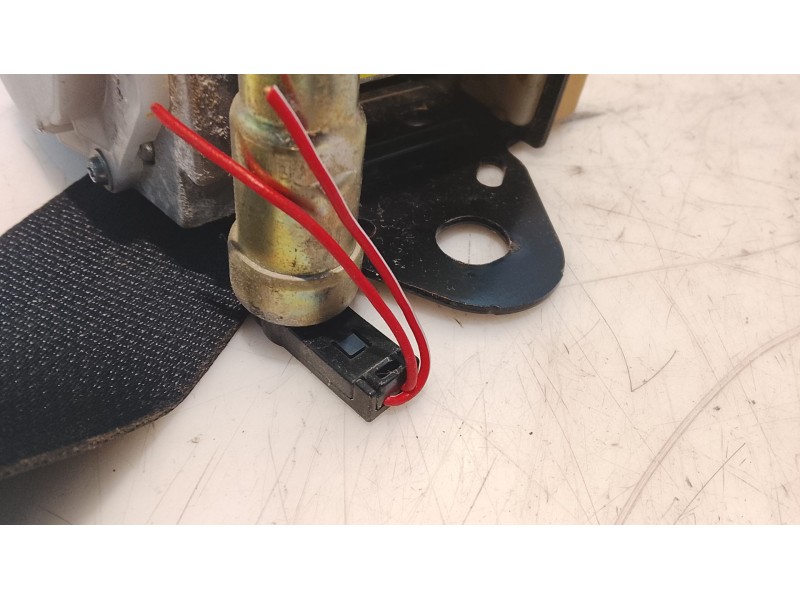 Recambio de cinturon seguridad trasero izquierdo para mitsubishi outlander (cu0w) 2.0 cat referencia OEM IAM   