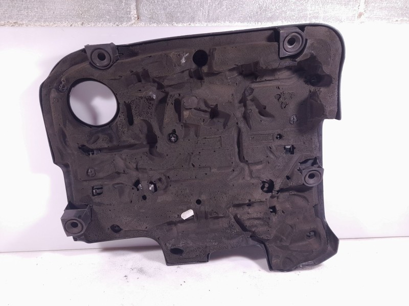 Recambio de tapa motor para volkswagen touran (1t3) 1.6 tdi referencia OEM IAM   