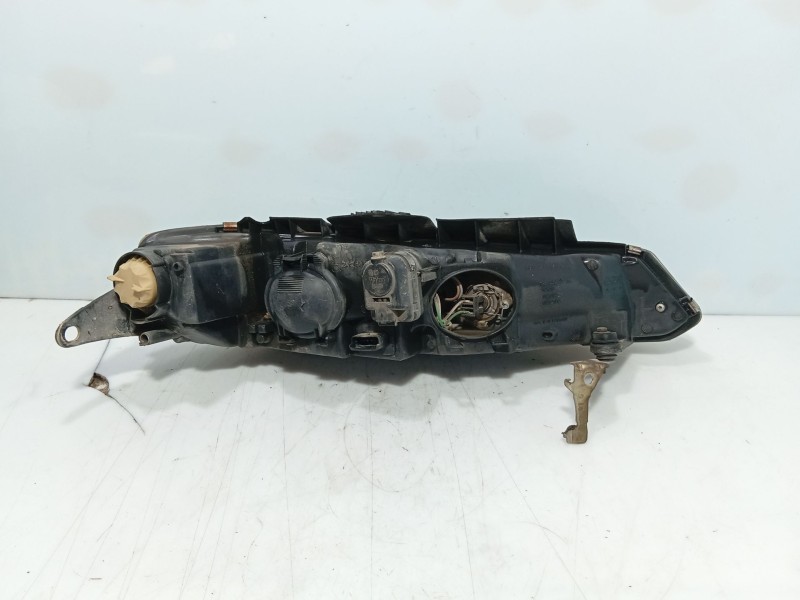 Recambio de faro izquierdo para peugeot 406 (8b) 2.0 hdi 90 referencia OEM IAM   
