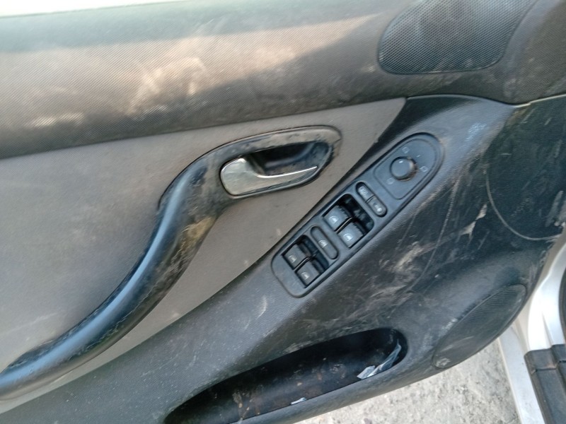 seat toledo ii (1m2) del año 2004