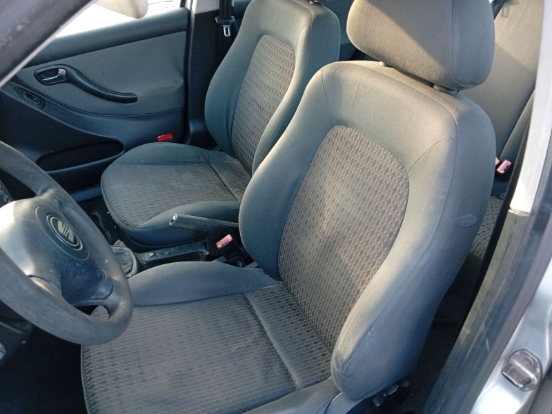 seat toledo ii (1m2) del año 2004