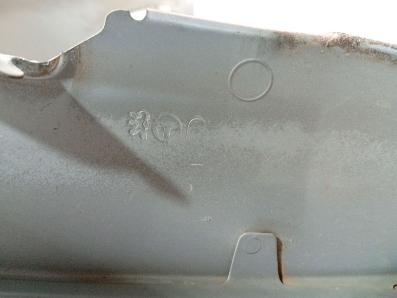 Recambio de aleta delantera izquierda para peugeot 406 (8b) 2.0 hdi 90 referencia OEM IAM   