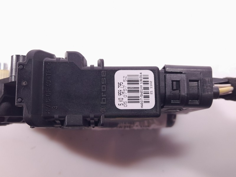 Recambio de motor elevalunas trasero izquierdo para volkswagen touran (1t3) 1.6 tdi referencia OEM IAM   