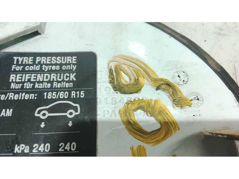 Recambio de tapa combustible para opel combo furgón/monospace 1.3 cdti 16v referencia OEM IAM   