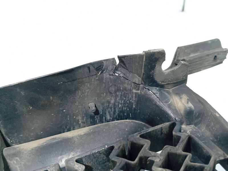 Recambio de moldura para toyota rav 4 iii (_a3_) 2.2 d 4wd (ala30_) referencia OEM IAM   